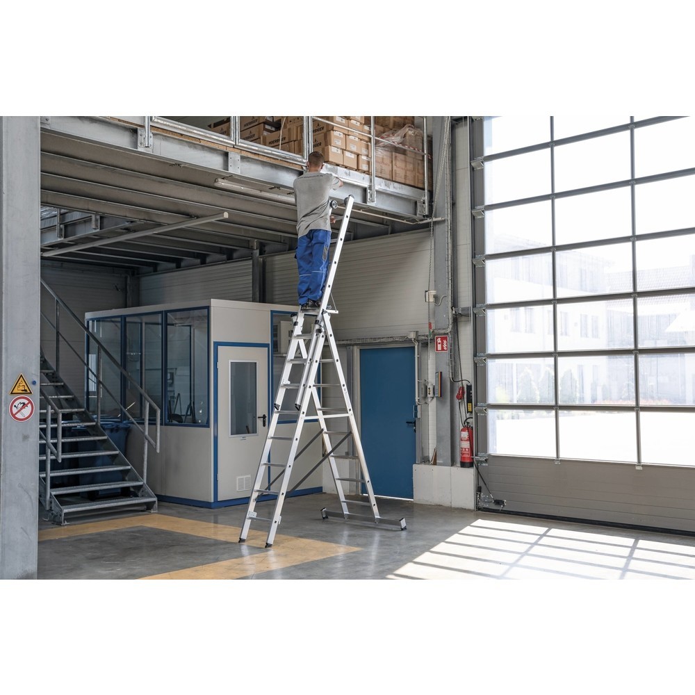 Produktabbildung Nr. 8: Mehrzweckleiter 3-teilig mit nivello®-Traverse 3x7 Sprossen