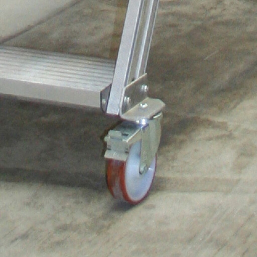 Plattformtreppe 60°, 4 Rollen, 3 Stufen Produktabbildung Nr. 3: Plattformtreppe 60°, 4 Rollen, 3 Stufen