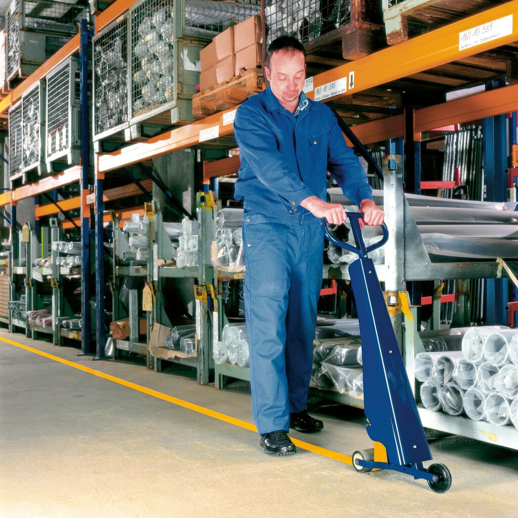 Produktabbildung Nr. 2: MORAVIA Bodenmarkierer TAPEliner, Bandabrollgerät mit Schneidmesser