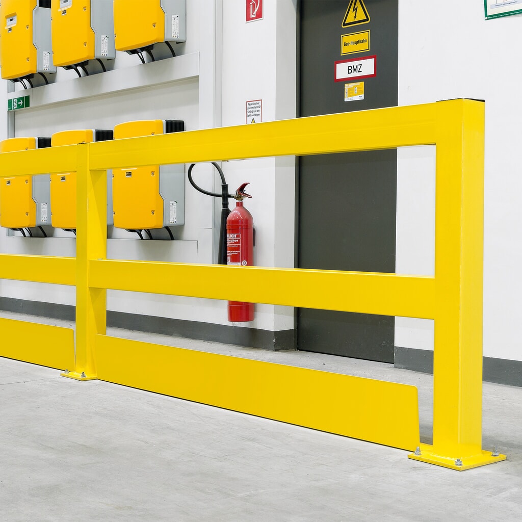 Produktabbildung Nr. 2: MORAVIA Unterfahrschutz-Winkel, kunststoffbeschichtet, HxL 200 x 880 mm