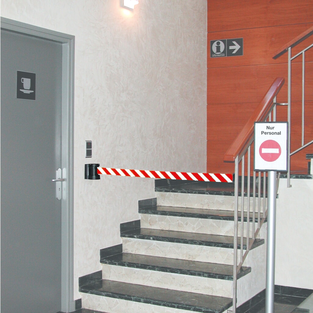 Produktabbildung Nr. 2: Wandgurte zum Anschrauben, Länge 3 m, schwarz/rot horizontal gestreift