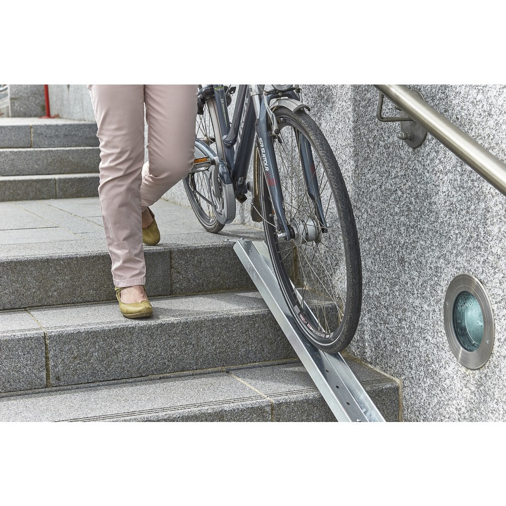 Produktabbildung Nr. 6: MOTTEZ Fahrradrampe für Treppen