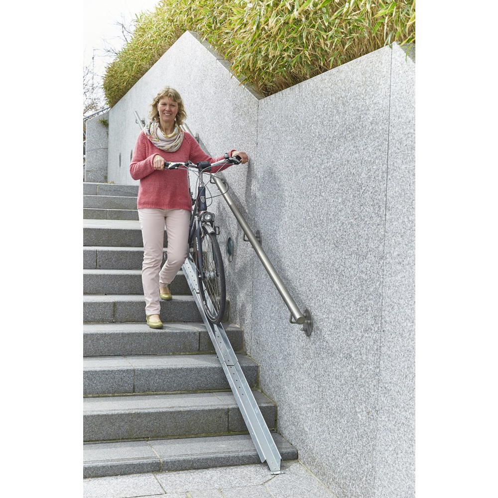 Produktabbildung Nr. 7: MOTTEZ Fahrradrampe für Treppen