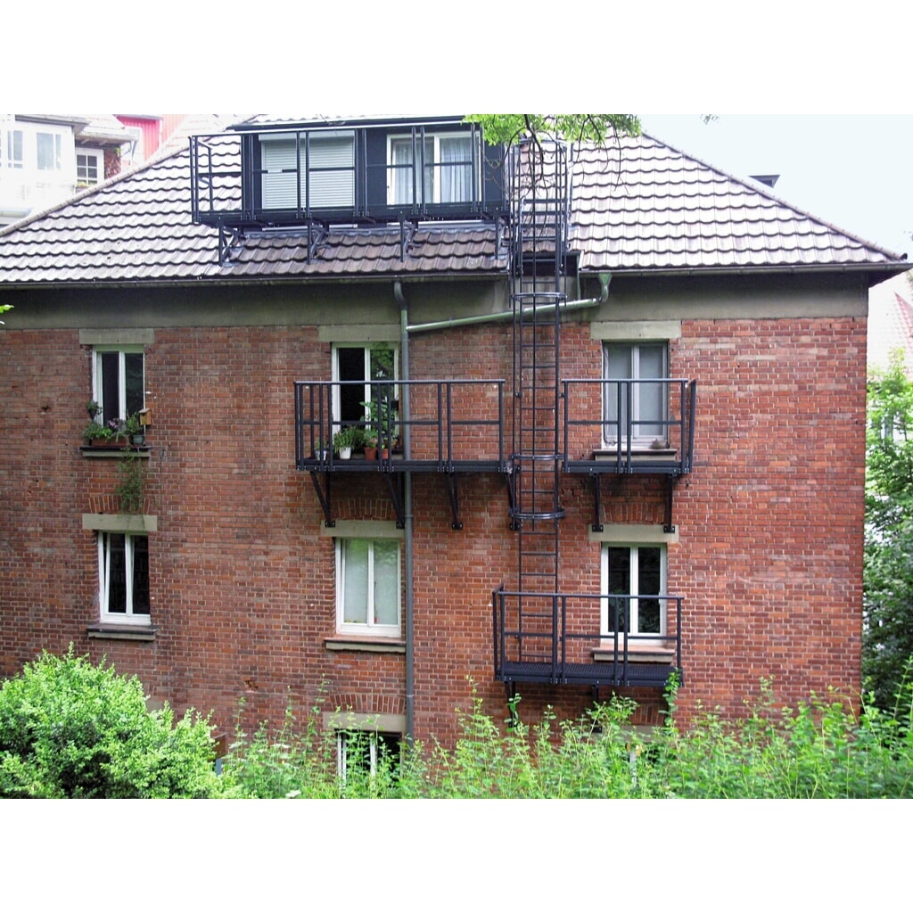 Produktabbildung Nr. 2: Munk Mehrzügige Steigleiter mit Rückenschutz (Notleiter) Aluminium eloxiert 12,12m