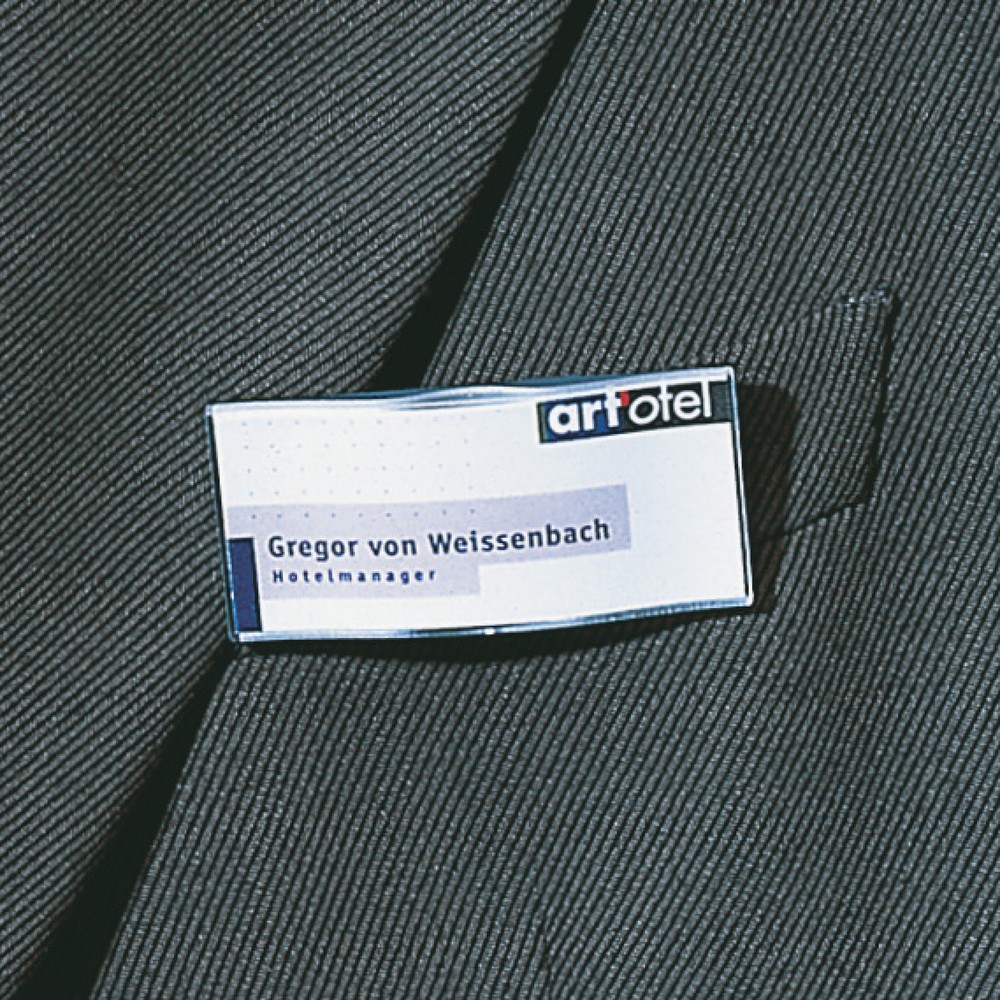 Produktabbildung: Namensschild mit Drehclip und Anstecknadel