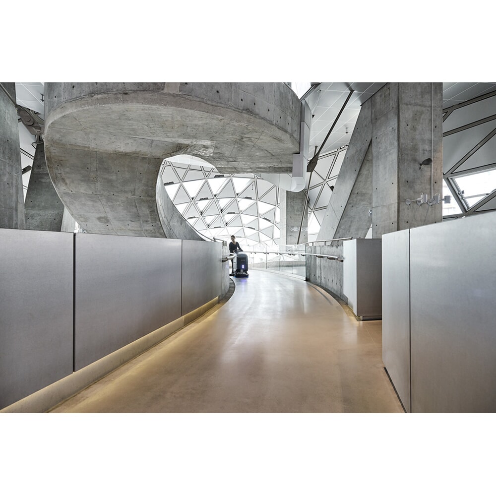 Produktabbildung Nr. 4: Nilfisk® Handgeführte Scheuersaugmaschine SC550 CYL 51 LI-ION