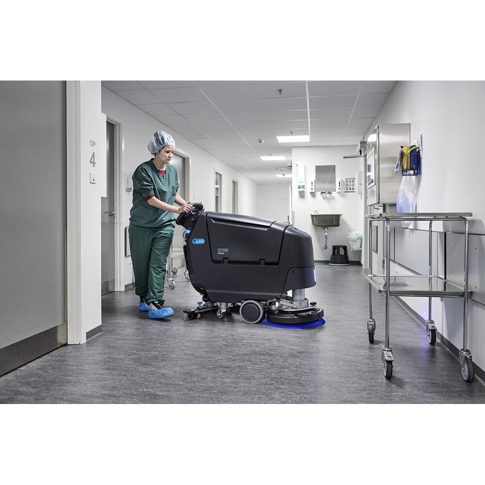 Produktabbildung Nr. 13: Nilfisk® Handgeführte Scheuersaugmaschine SC550 CYL 51 LI-ION