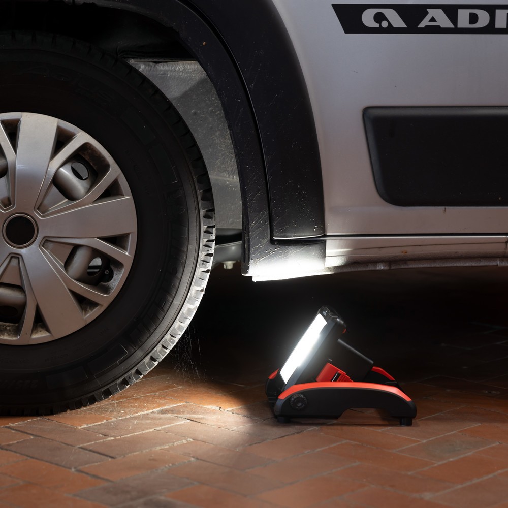 Produktabbildung Nr. 16: Steinbock® LED-Akku-Arbeitsleuchte PROwork, 20 W, 2.900 lm, 5.000 K, SMD 2835, IP 54