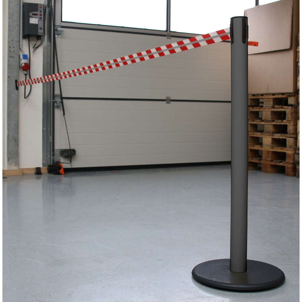 Produktabbildung Nr. 3: RS-GUIDESYSTEMS® Gurt-Absperrpfosten GLA 28-A REFLECTO, Länge 2,3 m, Breite 50 mm, Pfosten anthrazit, Gurt rot/weiß