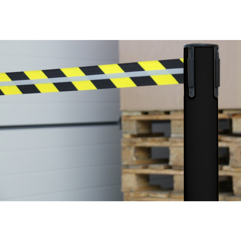 Produktabbildung Nr. 4: RS-GUIDESYSTEMS® Gurt-Absperrpfosten GLA 45-J REFLECTO, Länge 2,3 m, Breite 50 mm, Pfosten schwarz, Gurt schwarz/gelb