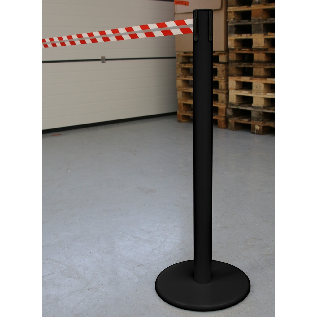 RS-GUIDESYSTEMS® Gurt-Absperrpfosten GLA 45-J REFLECTO, Länge 3,5 m, Breite 50 mm, Pfosten schwarz, Gurt rot/weiß Produktabbildung Nr. 4: RS-GUIDESYSTEMS® Gurt-Absperrpfosten GLA 45-J REFLECTO, Länge 3,5 m, Breite 50 mm, Pfosten schwarz, Gurt rot/weiß