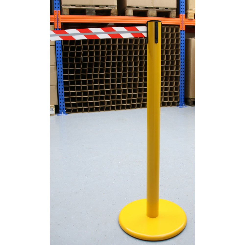 Produktabbildung Nr. 3: RS-GUIDESYSTEMS® Gurt-Absperrpfosten GLA 45-E REFLECTO, Länge 2,3 m, Breite 50 mm, Pfosten gelb, Gurt rot/weiß