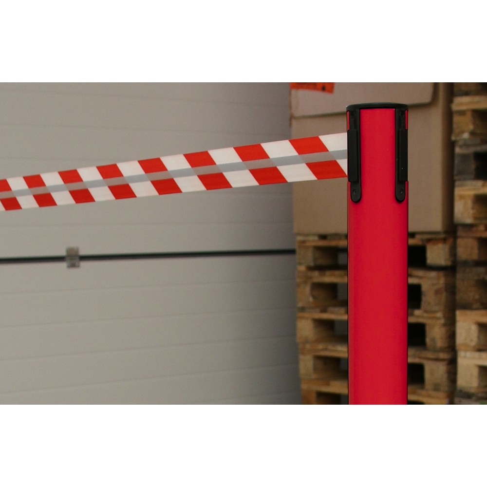 Produktabbildung Nr. 3: RS-GUIDESYSTEMS® Gurt-Absperrpfosten GLA 45-D REFLECTO, Länge 2,3 m, Breite 50 mm, Pfosten rot, Gurt rot/weiß