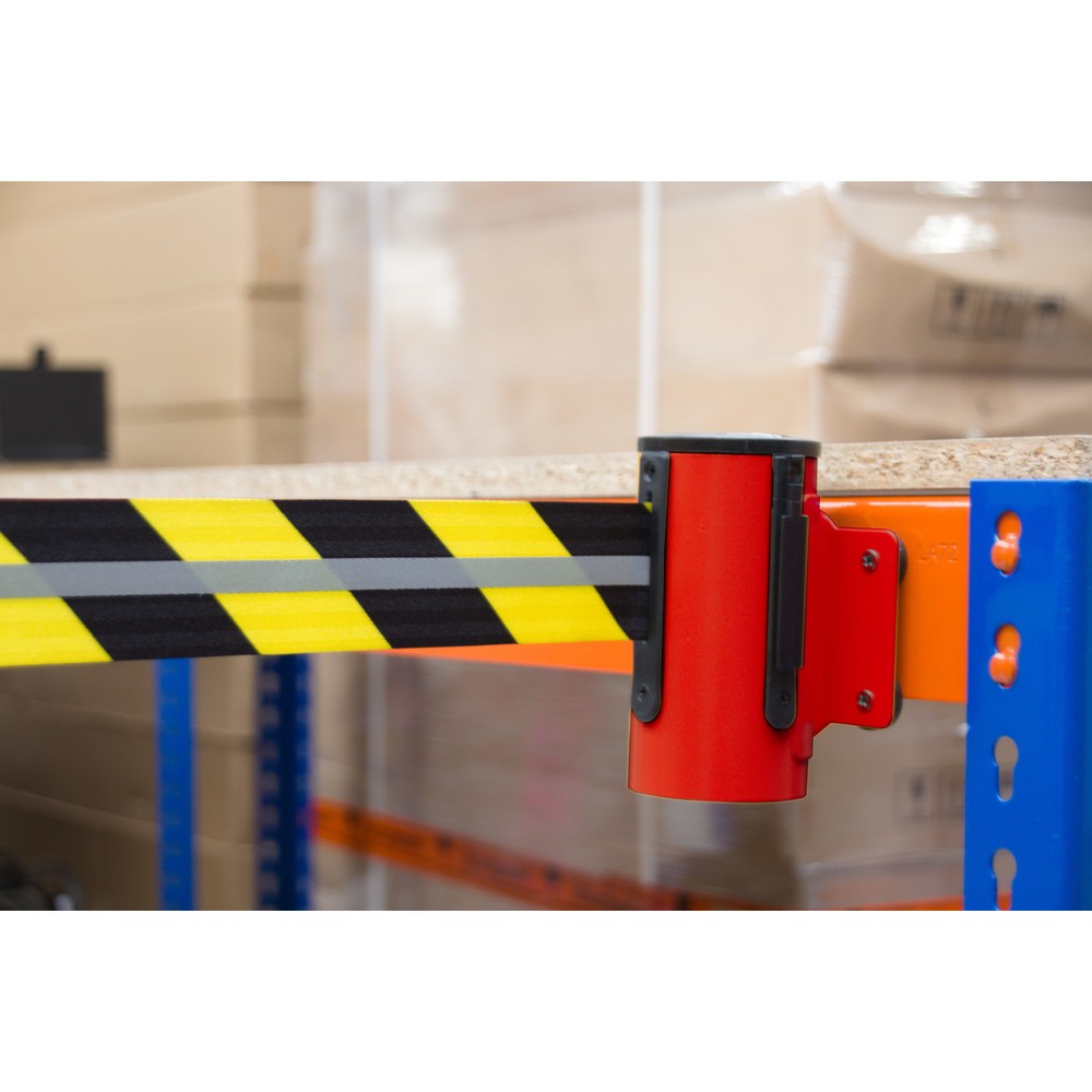 Produktabbildung Nr. 3: RS-GUIDESYSTEMS® Gurtkassette GLW 25-D REFLECTO, Wandmontage, Länge 4 m, Breite 50 mm, Gehäuse rot, Gurt schwarz/gelb