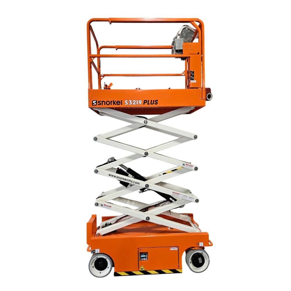 Produktabbildung Nr. 2: Snorkel Batterie-Scherenarbeitsbühne S3219Plus, elektrisch verfahrbar, Tragkraft 272 kg, Arbeitshöhe max. 7,79 m