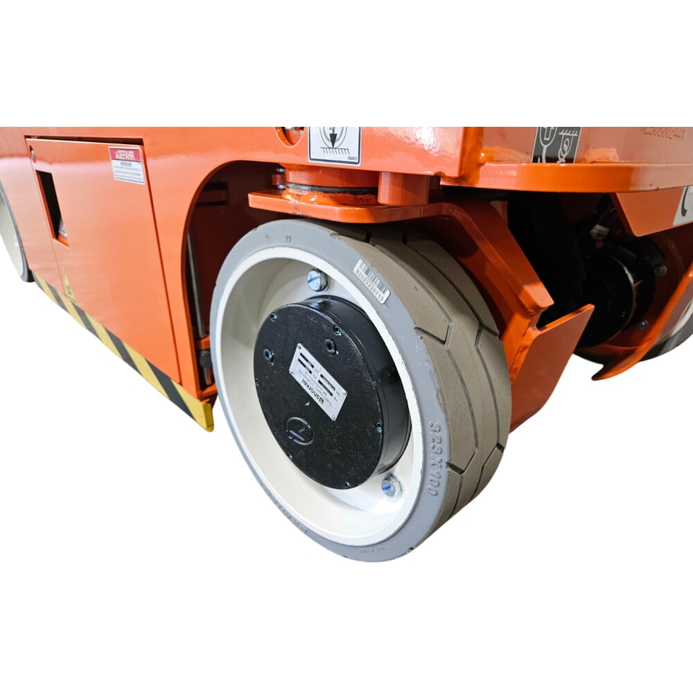 Produktabbildung Nr. 7: Snorkel Batterie-Scherenarbeitsbühne S3219Plus, elektrisch verfahrbar, Tragkraft 272 kg, Arbeitshöhe max. 7,79 m