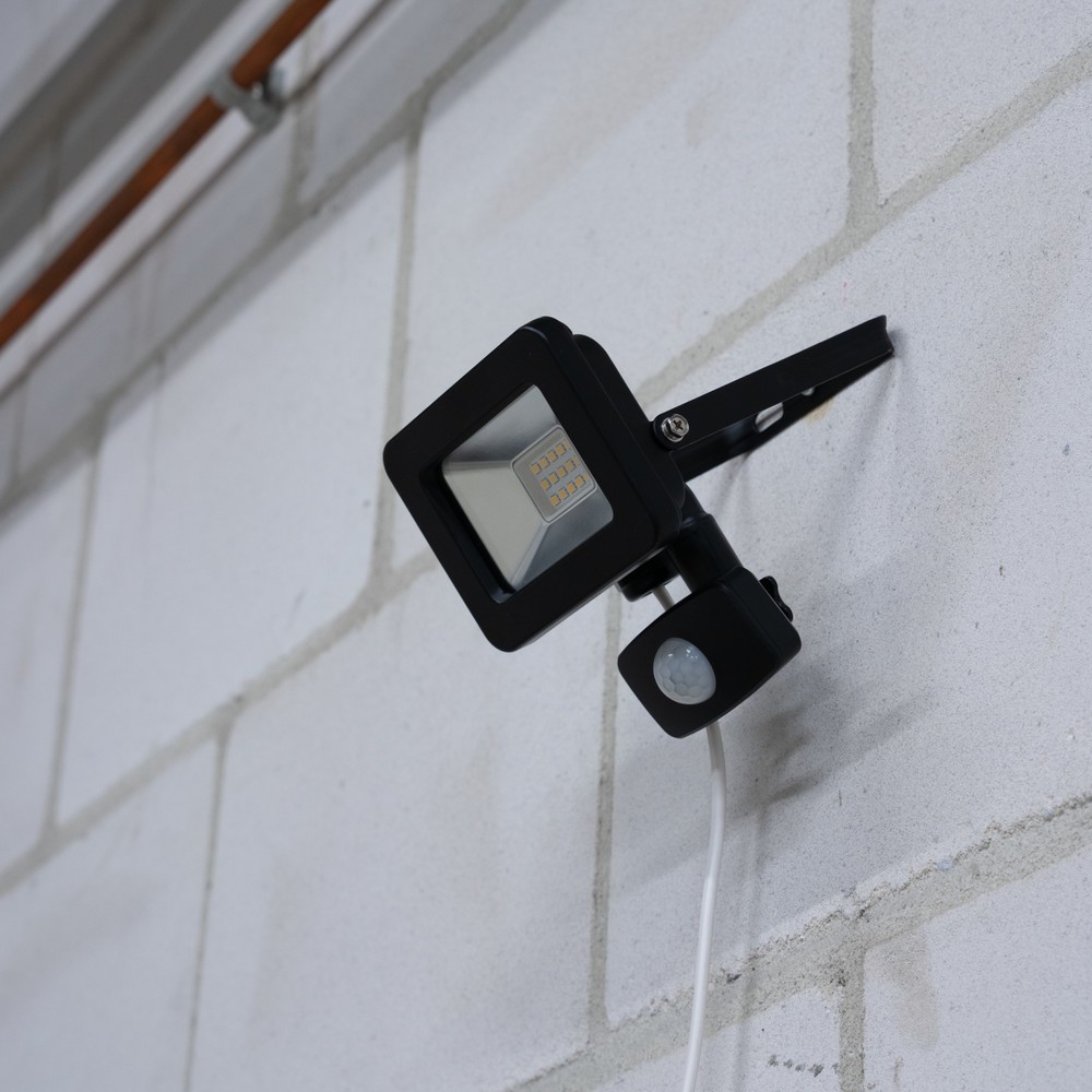 Produktabbildung Nr. 2: Strahler - 10W 1100lm 4000K IP44 Sensor - Sanan LED - schwarz