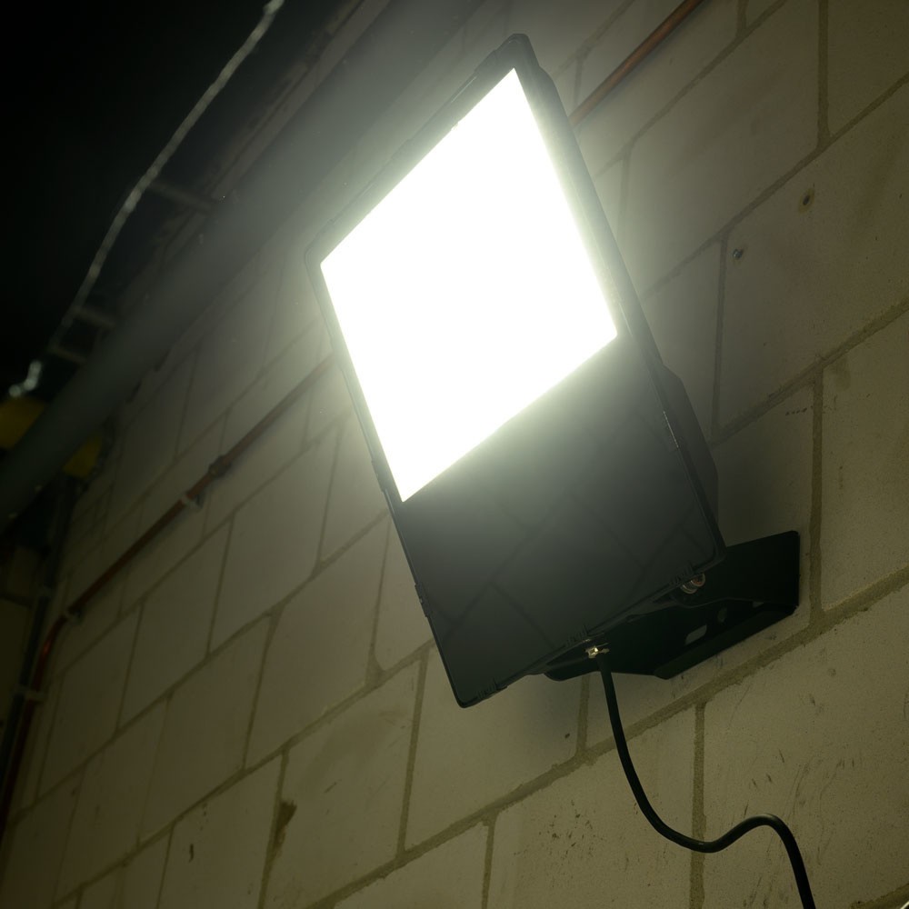 Produktabbildung Nr. 4: Strahler - 300W 50000lm 4000K IP66 - CREE LED - Sosen Netzteil - schwarz