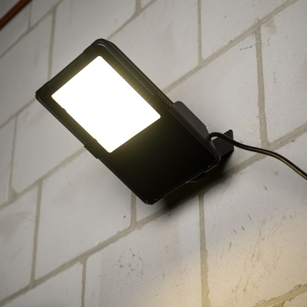 Produktabbildung Nr. 3: Strahler - 30W 4650lm 4000K IP66 - CREE LED - Sosen Netzteil - schwarz