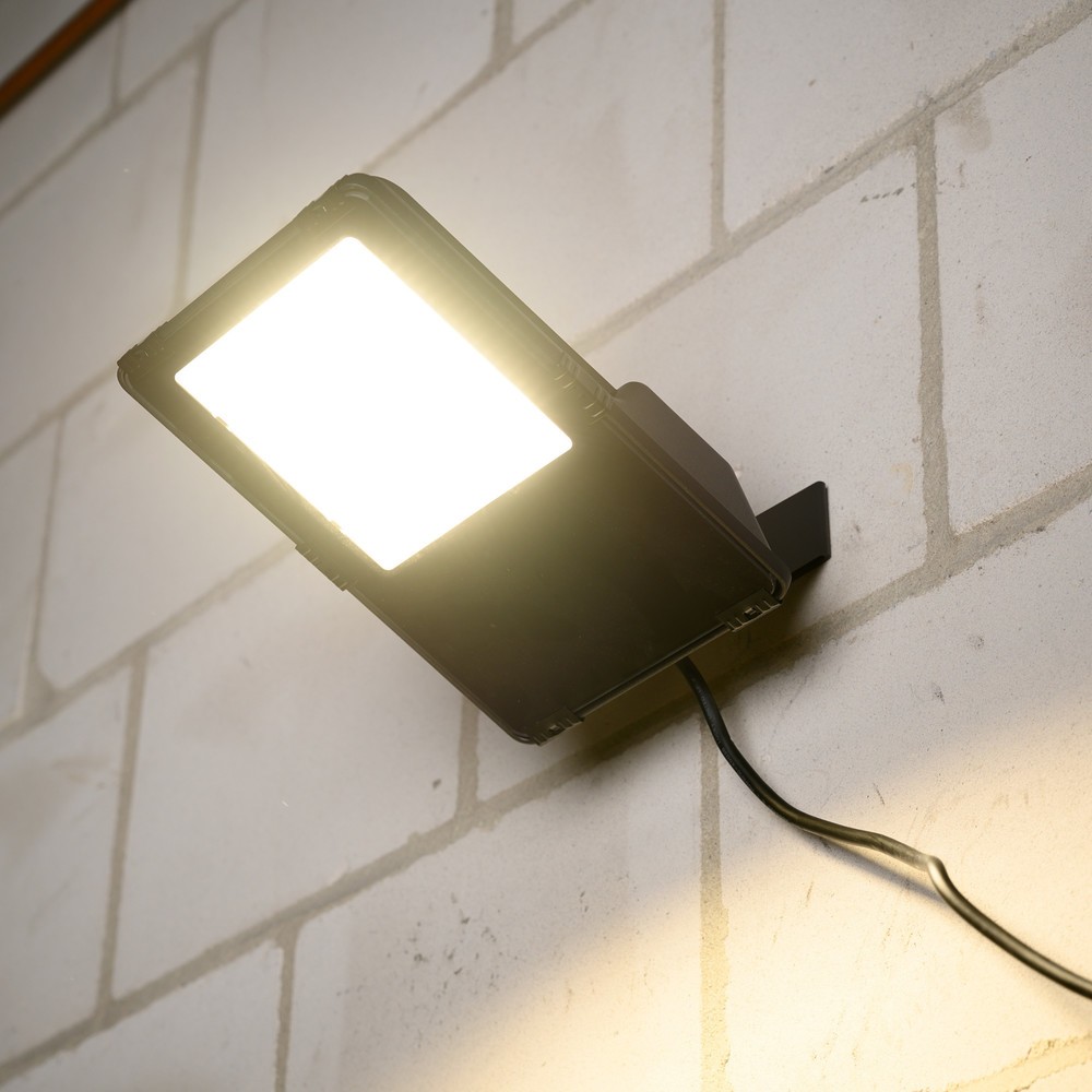 Produktabbildung Nr. 6: Strahler - 50W 7750lm 4000K IP66 - CREE LED - Sosen Netzteil - schwarz