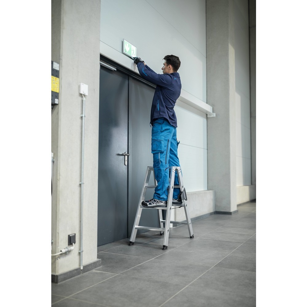 Produktabbildung Nr. 6: Stufen-Stehleiter beidseitig begehbar 2x4 Stufen