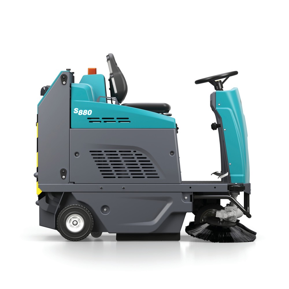 Produktabbildung Nr. 4: Tennant® Aufsitz-Kehr-Saugmaschine S880