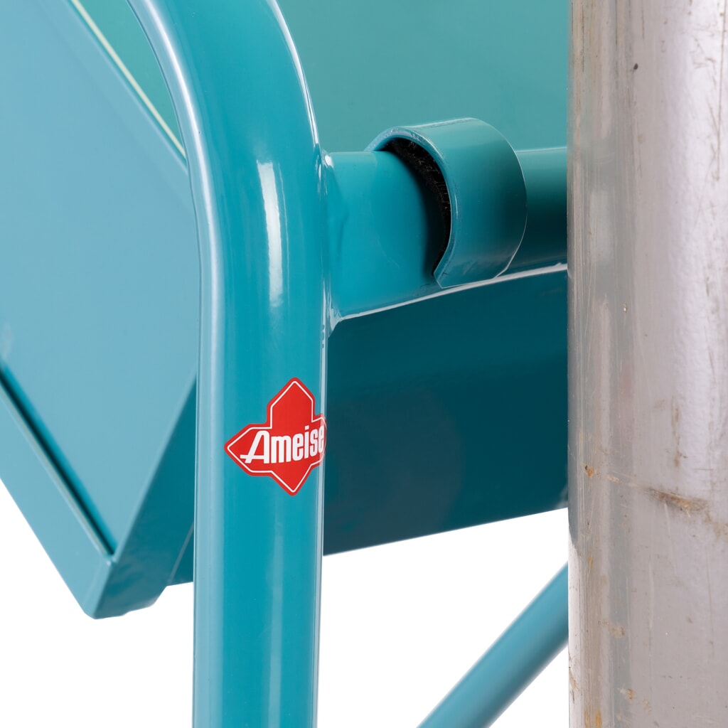 Werkzeugkasten für Ameise® 2er-Stahlflaschenkarre, leer, verschließbarer Deckel, HxBxT 155 x 460 x 210 mm Produktabbildung Nr. 6: Werkzeugkasten für Ameise® 2er-Stahlflaschenkarre, leer, verschließbarer Deckel, HxBxT 155 x 460 x 210 mm