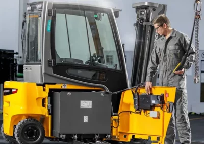 Prüfpflicht von Krananlagen und Hebezeugen nach DGUV, UVV und BetrSichV